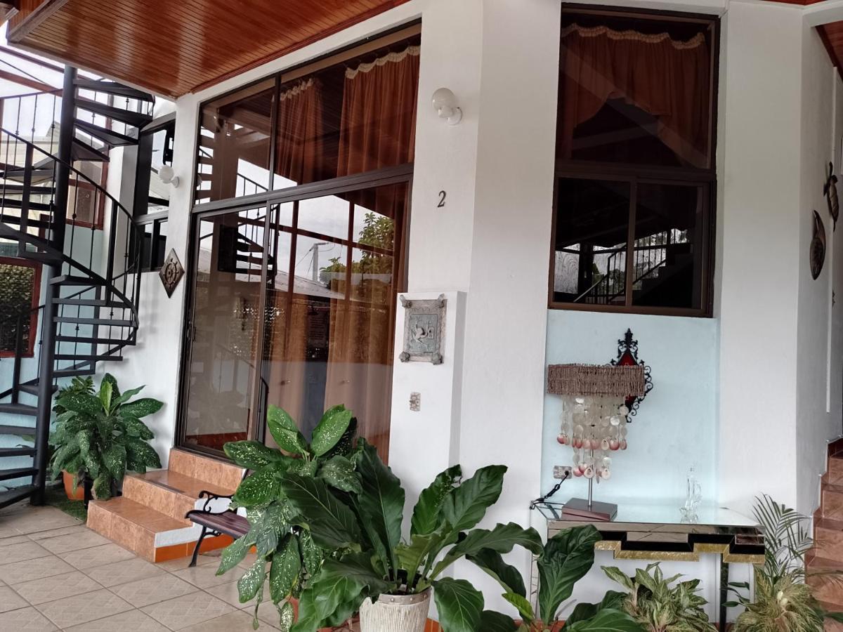 Natural Pacific Suites Manuel Antonio Eksteriør bilde